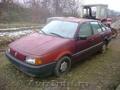 Vand  VW Passat limuzina 1.6 benzina,  1991